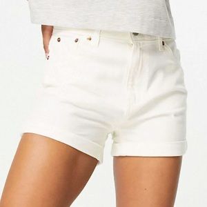 NWOT Levi’s A-Line Mom Shorts